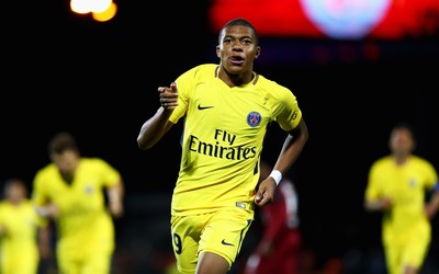 U游体育焦点-C罗社交媒体晒夺冠照